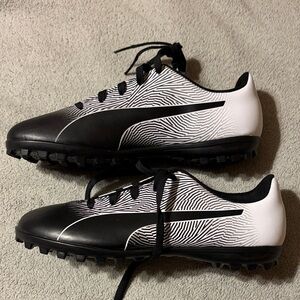 Boys Puma Spirit II soccer shoe